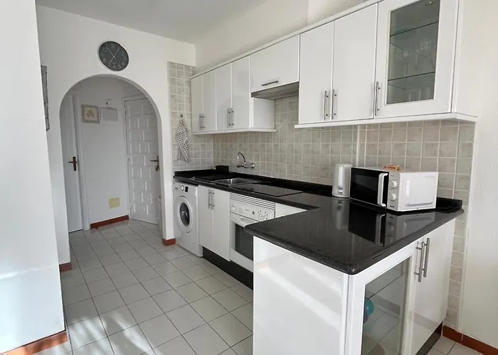 Parque Margarita - Cristianos * 洛斯克里斯蒂亚诺斯